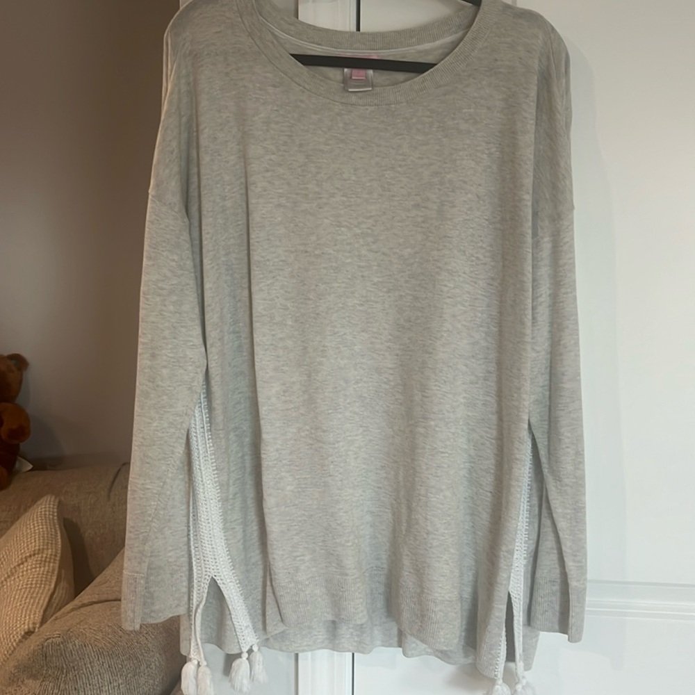 Grey/white lily pulitzer sweater
